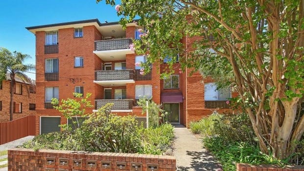 Sydney, Melbourne property auction clearance rates hit record highs