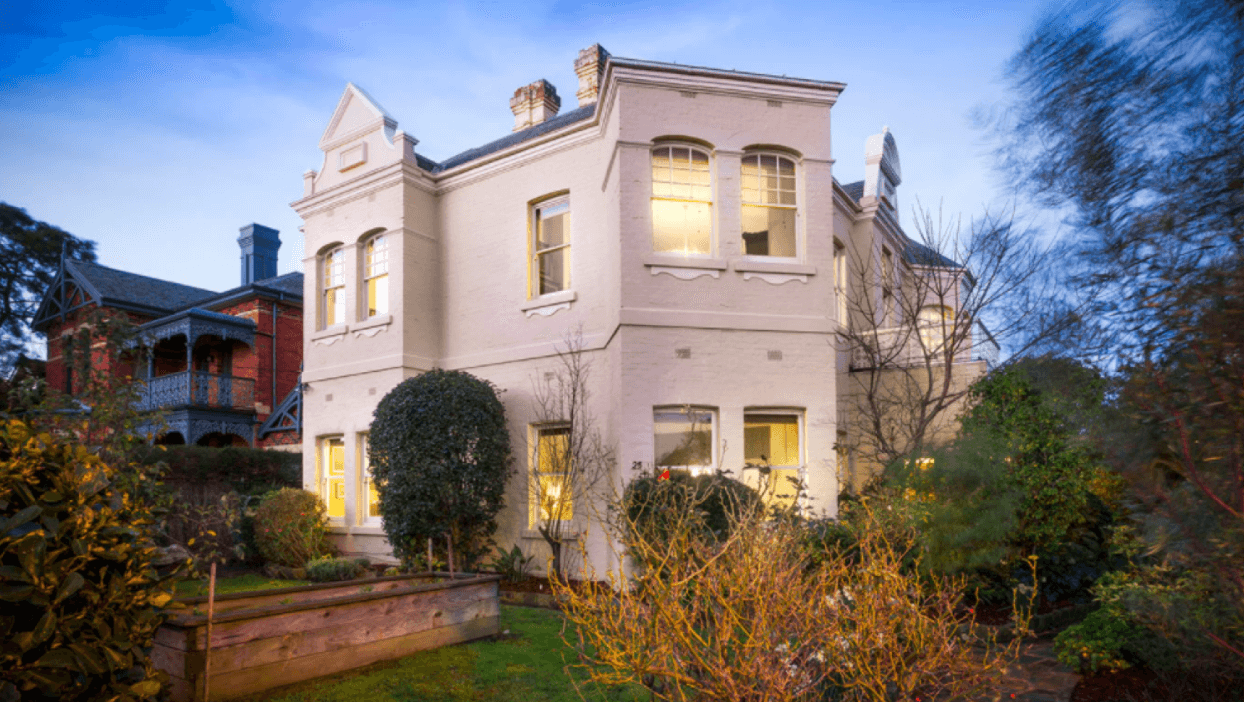 Armadale house sells for just under $6 million, as Melbourne prestige properties soar above reserve