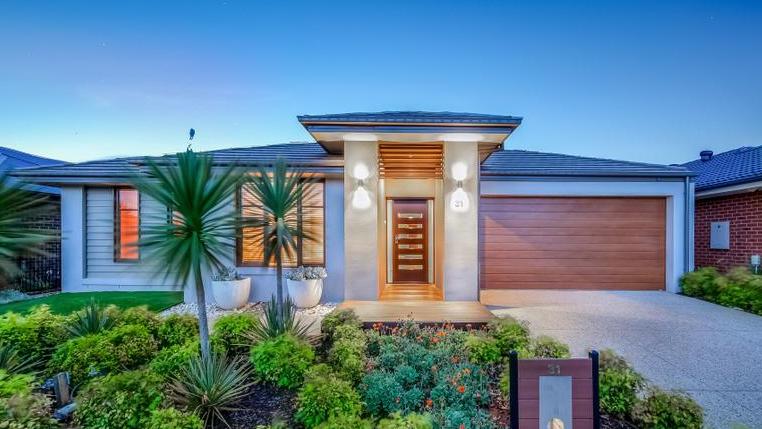 Melbourne notches strongest annual house price gains since 2010
