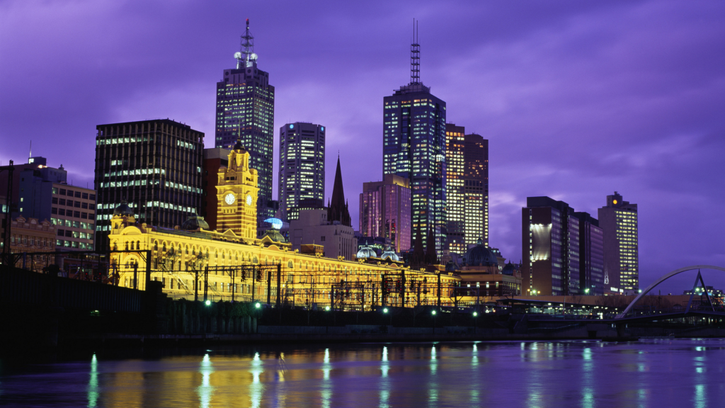 Chinese buyers return to Australia